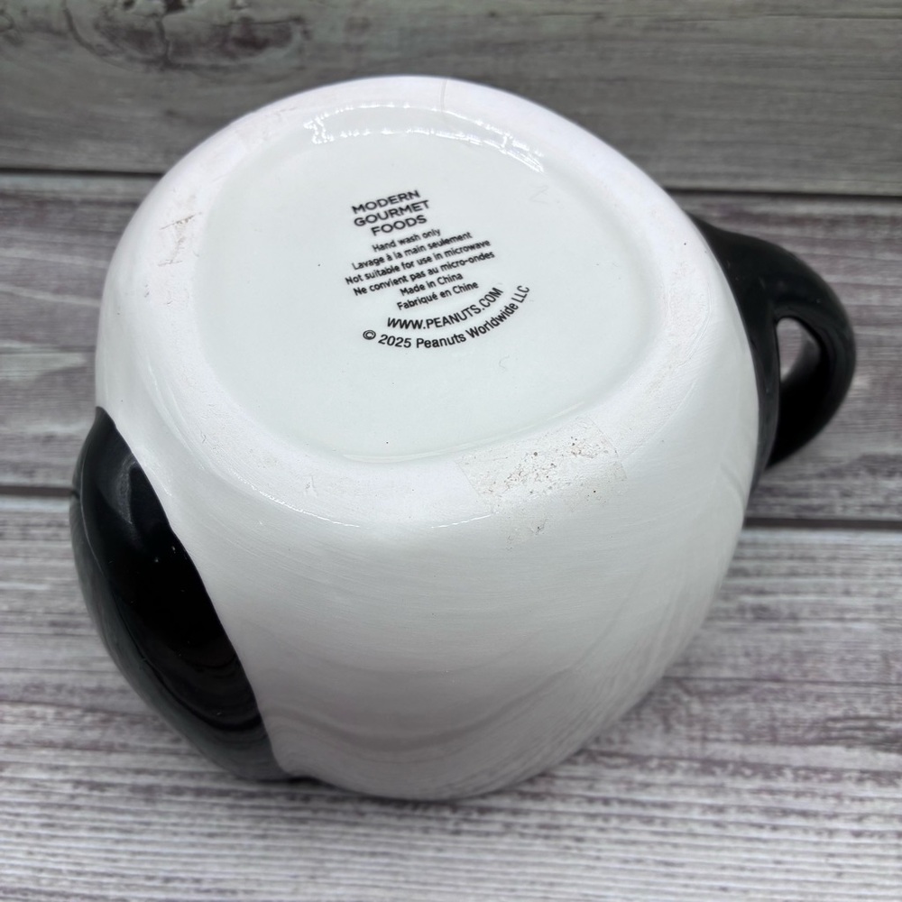 Snoopy Peanuts Mug - Picture 6 of 6
